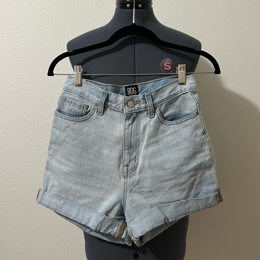 BDG Mom High-Rise Shorts